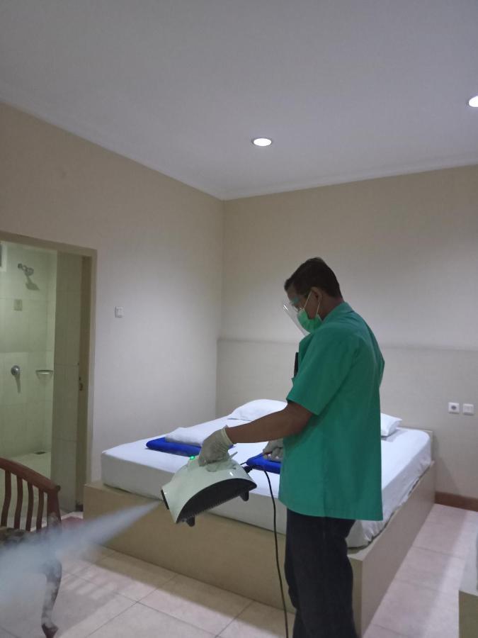 Hotel Trio Surakarta  Экстерьер фото